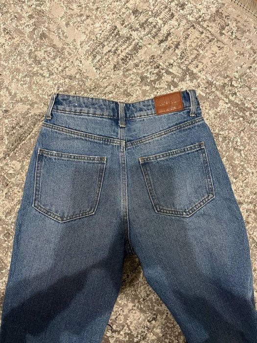 Нові стильні джинси