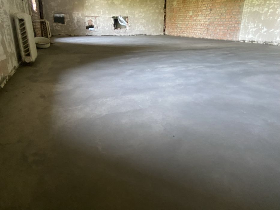 Напівсуха стяжка підлоги за 1 день