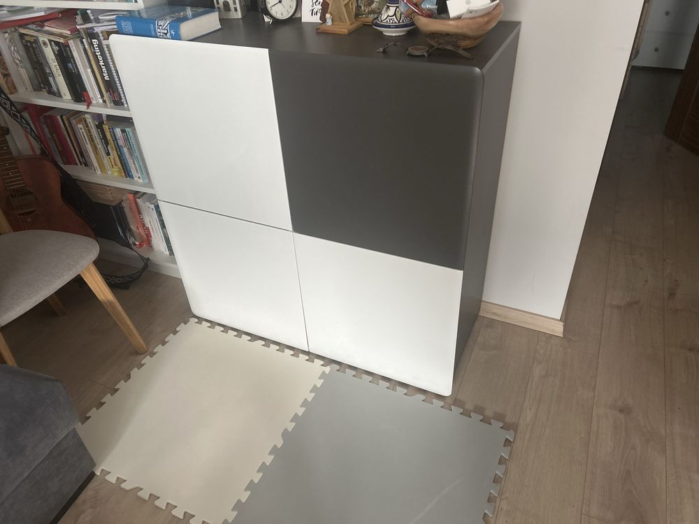 Komplet mebli komoda + 3 szafki wiszace cube