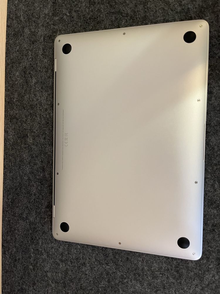 Macbook air 2020 m1, 8 gb, 256 gb