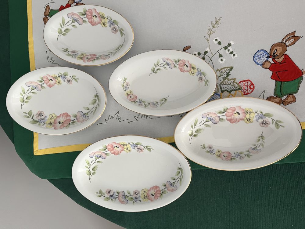 Półmiski 5 szt Porcelana Książ