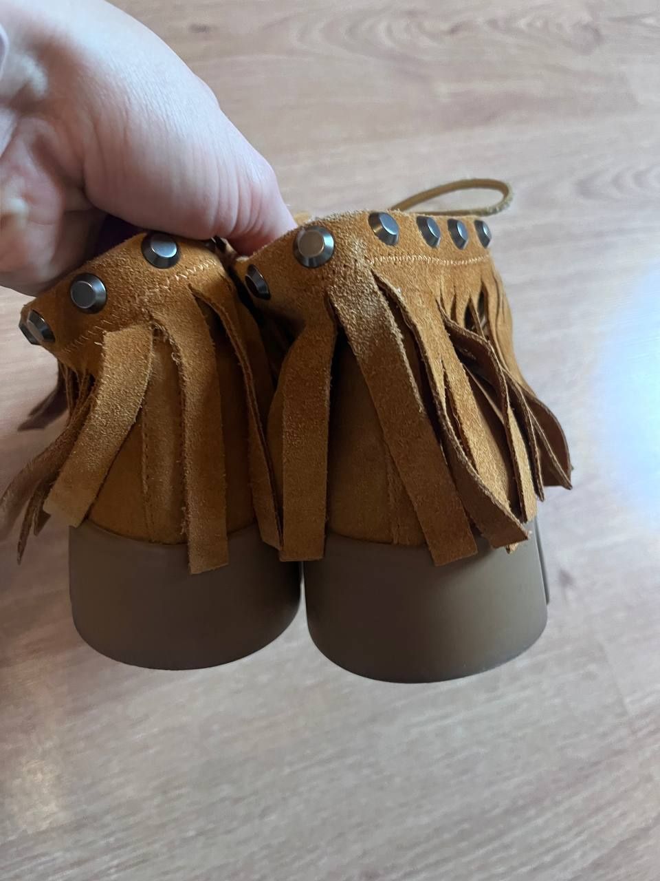 Buty damskie. Mało używane. Rozmiar 40.