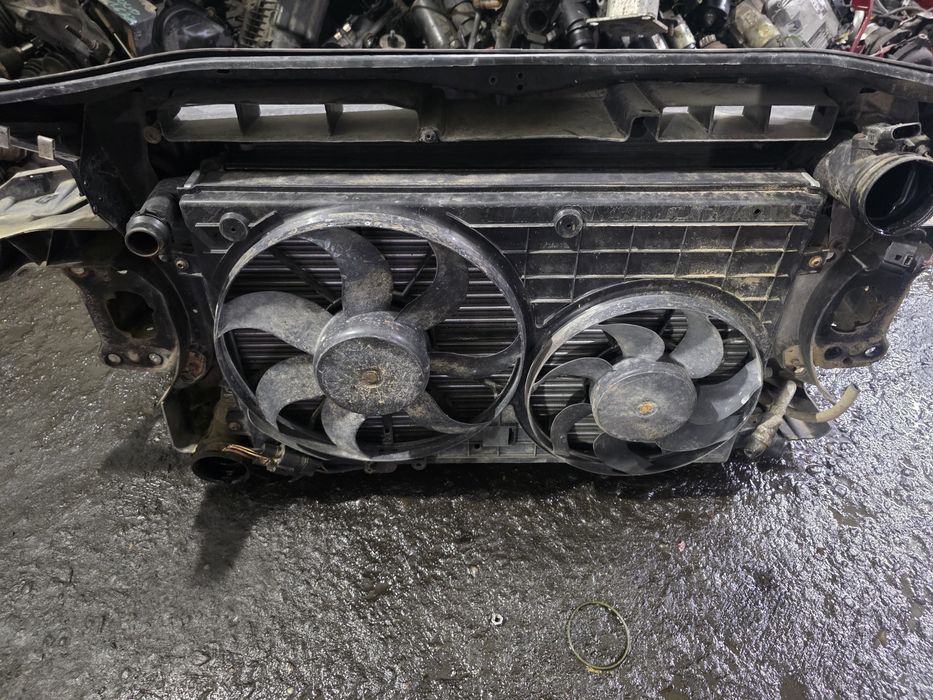 Passat b6 Pas przedni Wzmocnienie Czolowe Chlodnice wentylator