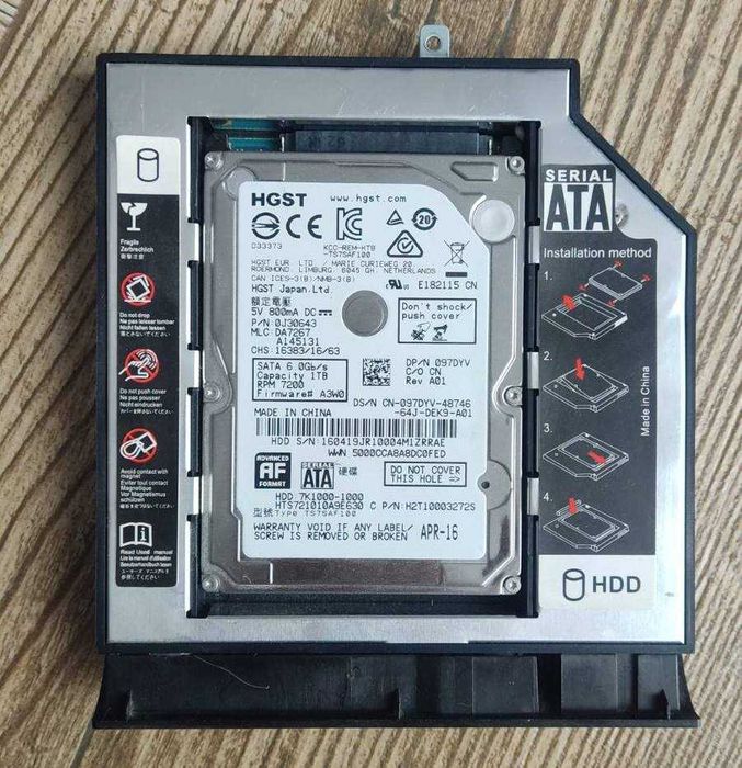 Жорсткий диск HGST HTS721010A9E630 1TB HDD 7K1000-1000 PN 0J30643