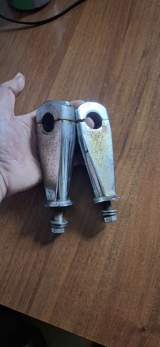 Тримачи керма підходять на 22/24мм