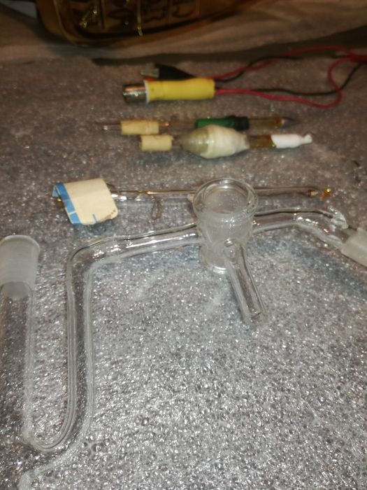 Microelectrodos antigos de laboratório