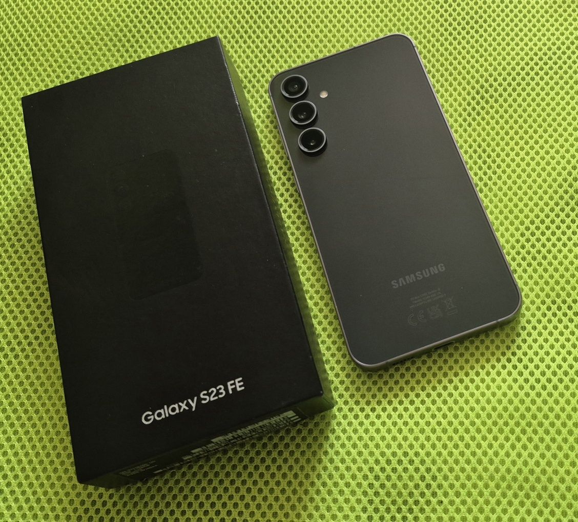 SAMSUNG Galaxy S23 FE 5G 8/128GB 6.4" bez rat, 1 rok gwarancji