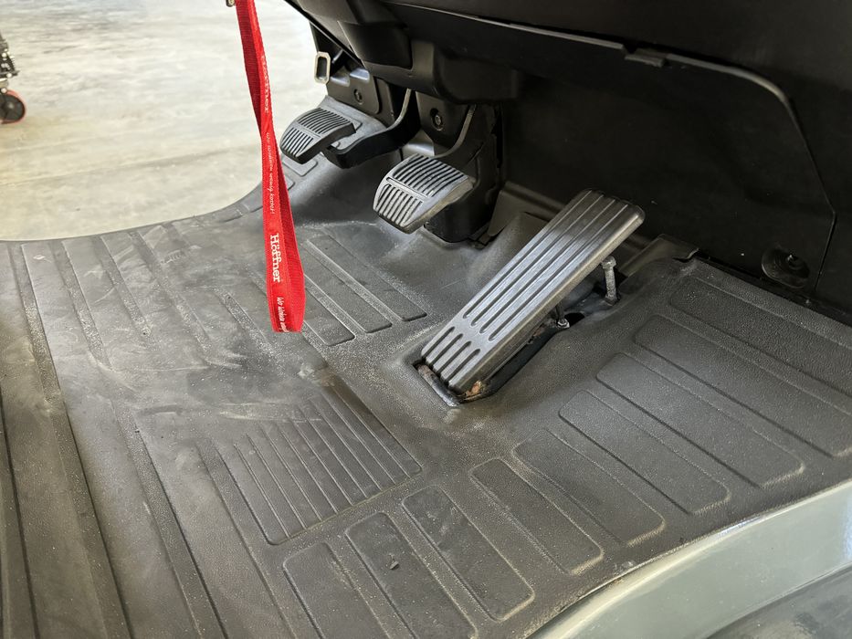 Продаж навантажувача TOYOTA 02-8FGF15, 2009 року в ідеальному стані!