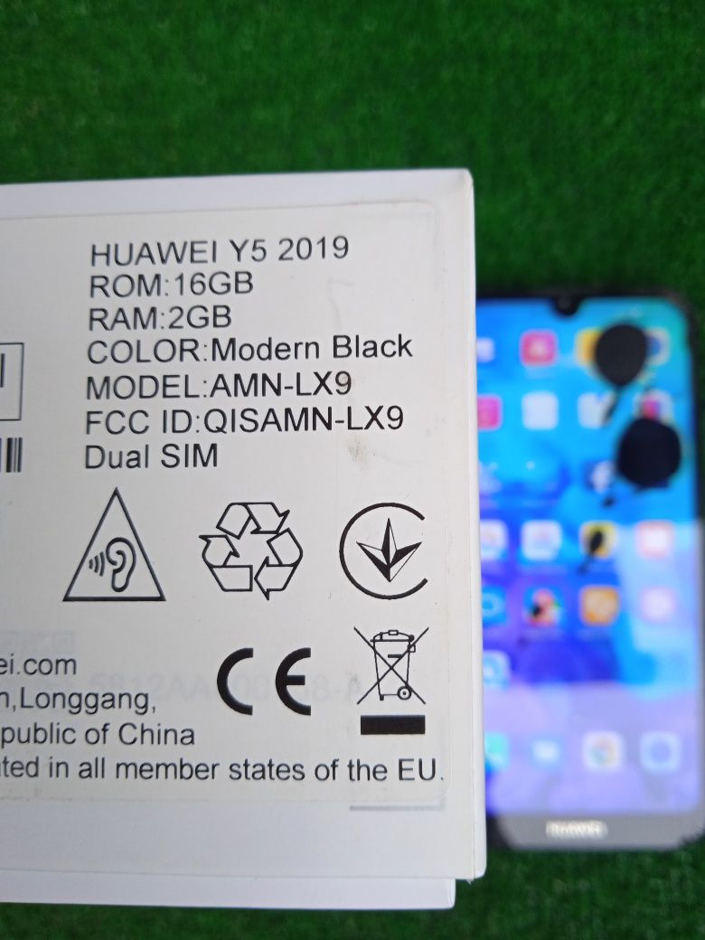 Huawei Y5 2019 czarny