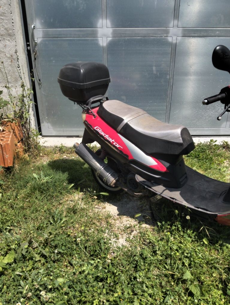 Vendo scooter sem documentos