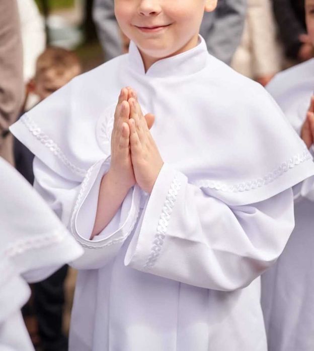 Alba komunijna dla chłopca