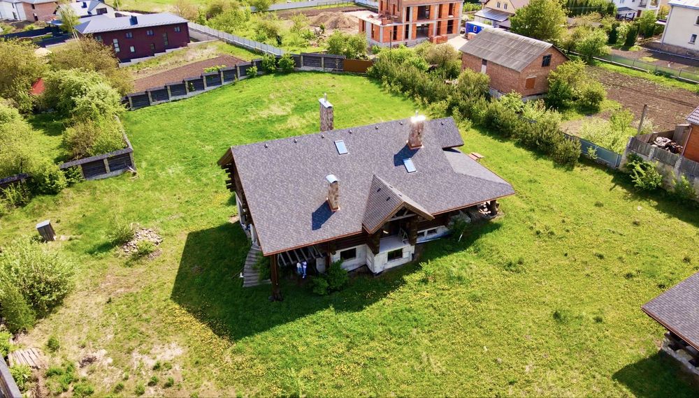 Продам будинок зі зруба у пригороді Тернополя с.Байківці