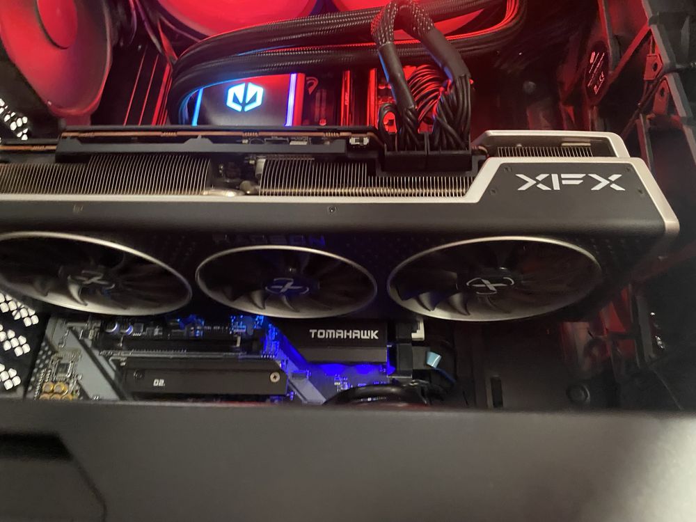 Karta graficzna RX6800 XFX Swift 319