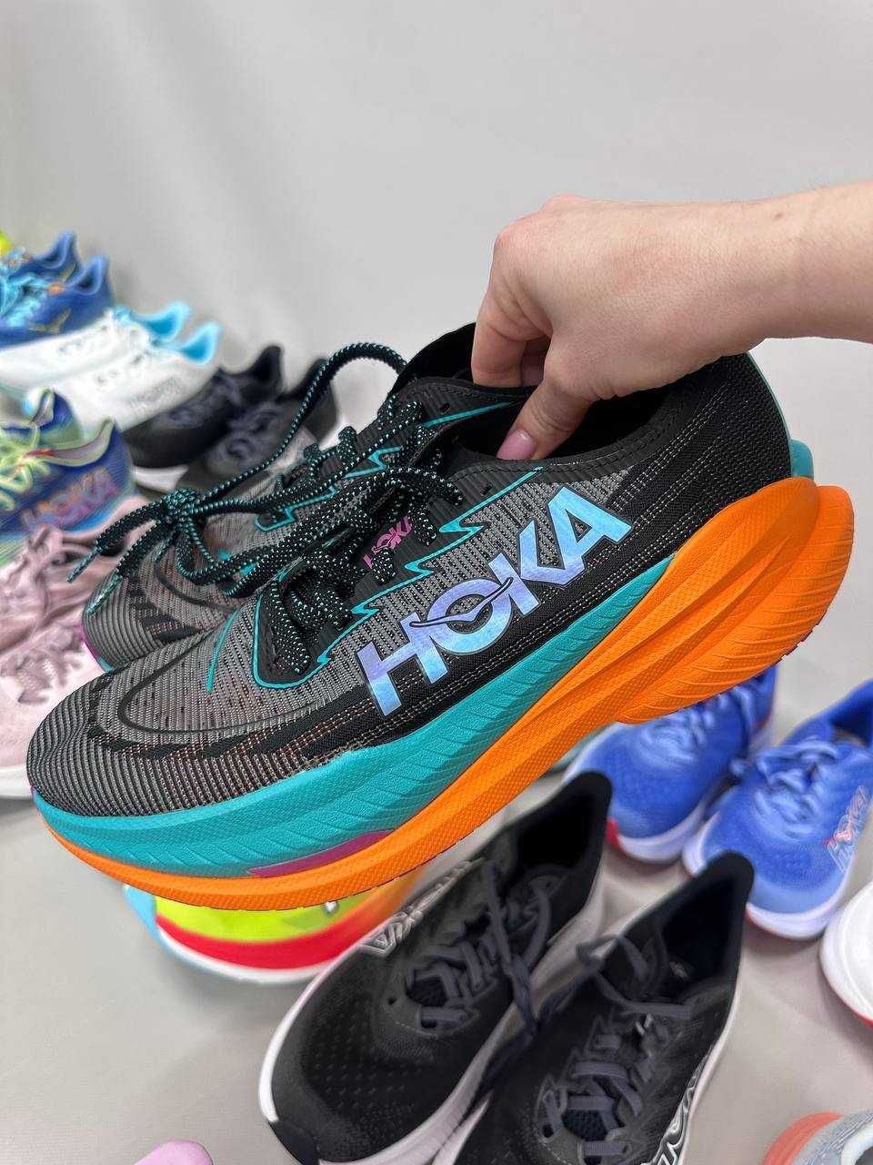 HOKA - СТОК 2024 рік ОПТ