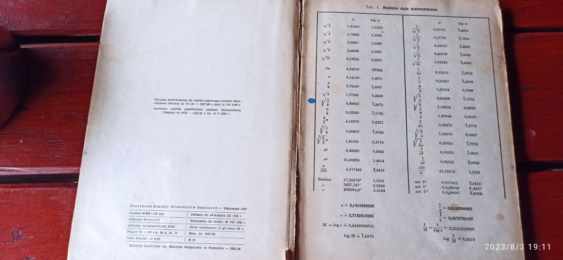 Geometria elementarna i tablica M-F stare