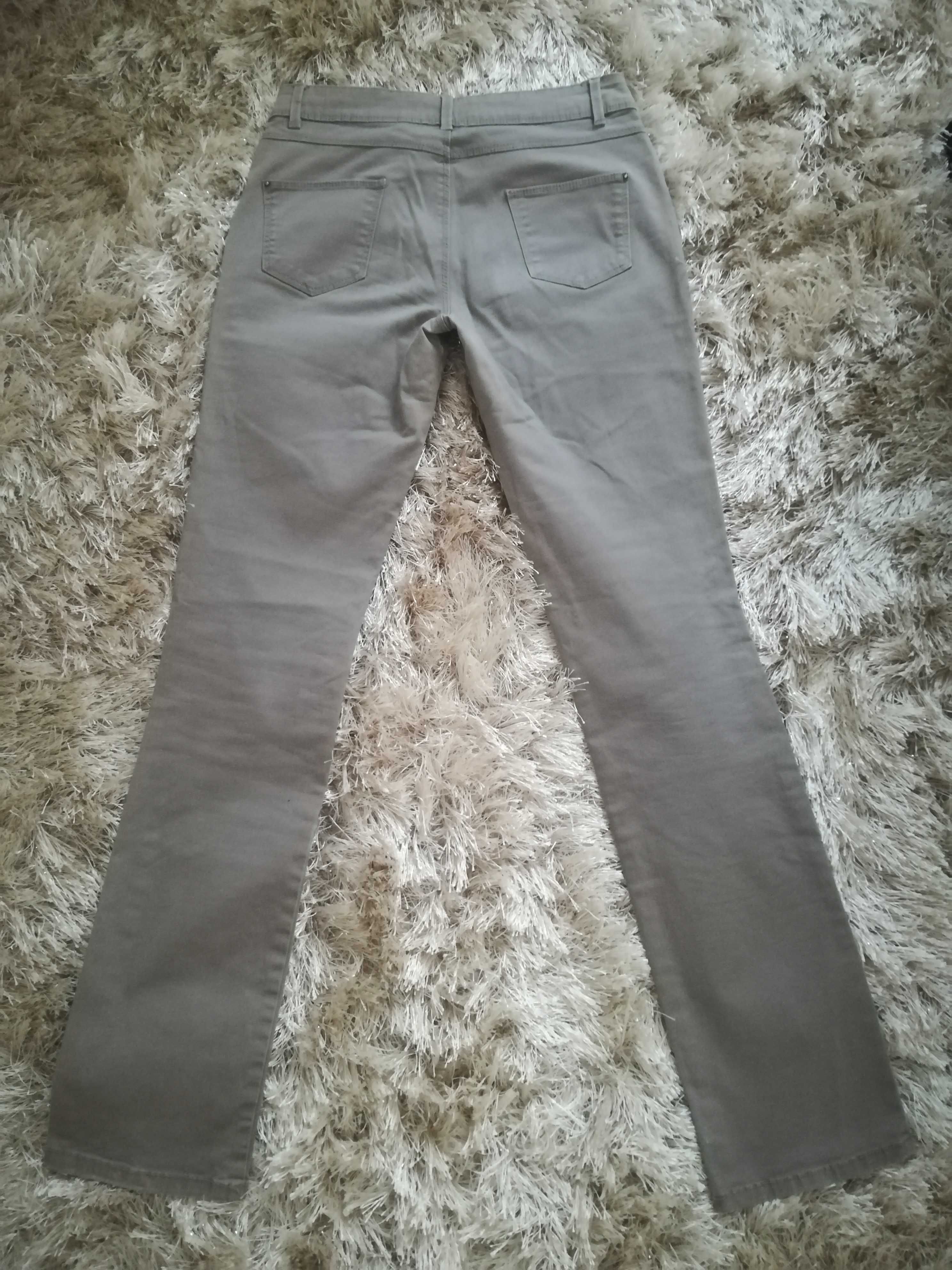 Spodnie jeansowe firmy Camayeu r.38