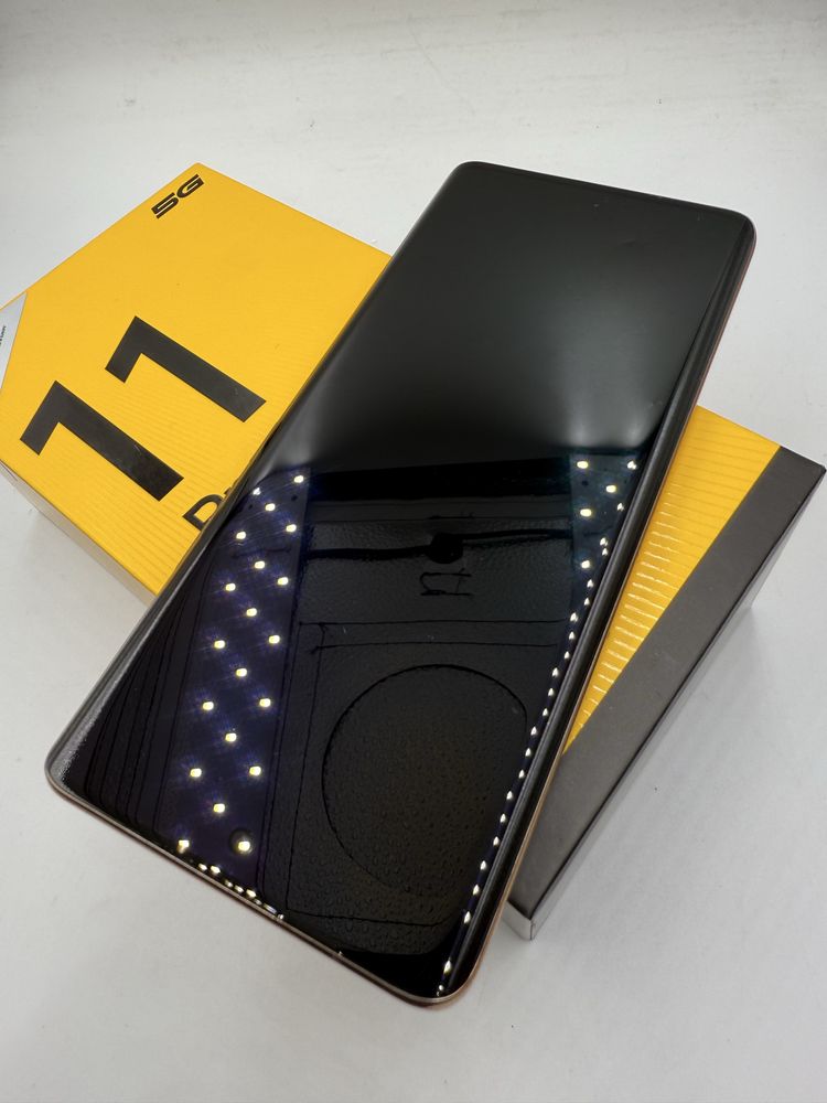 Smartfon Realme 11 Pro 5G, idealny stan
