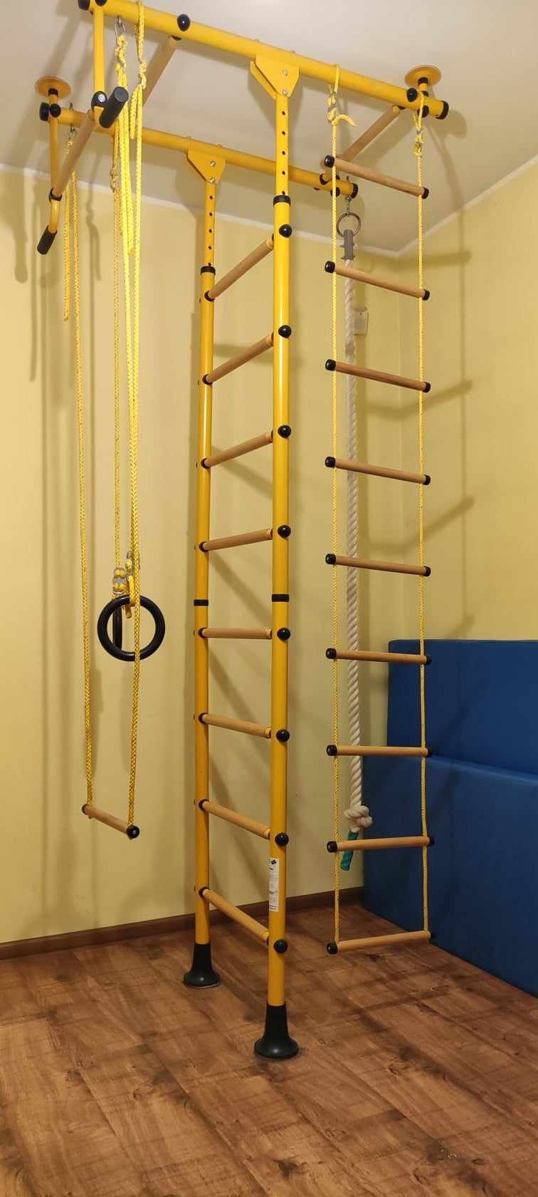 Drabinka gimnastyczna dla dzieci montowana do sufitu