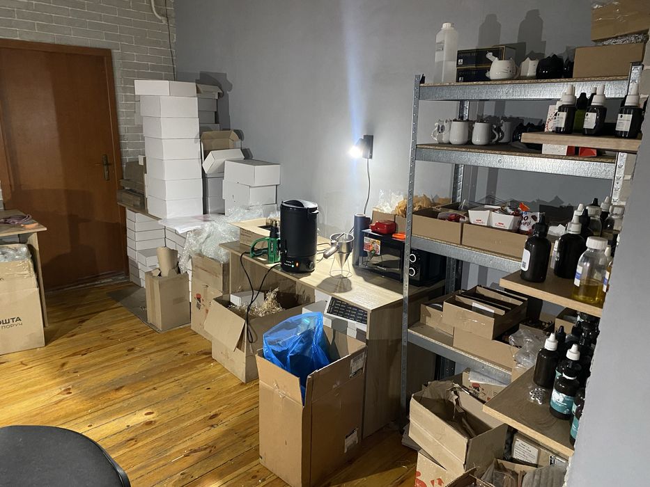 Працюючий бізнес, виробництво аромасвічок та подарункових боксів