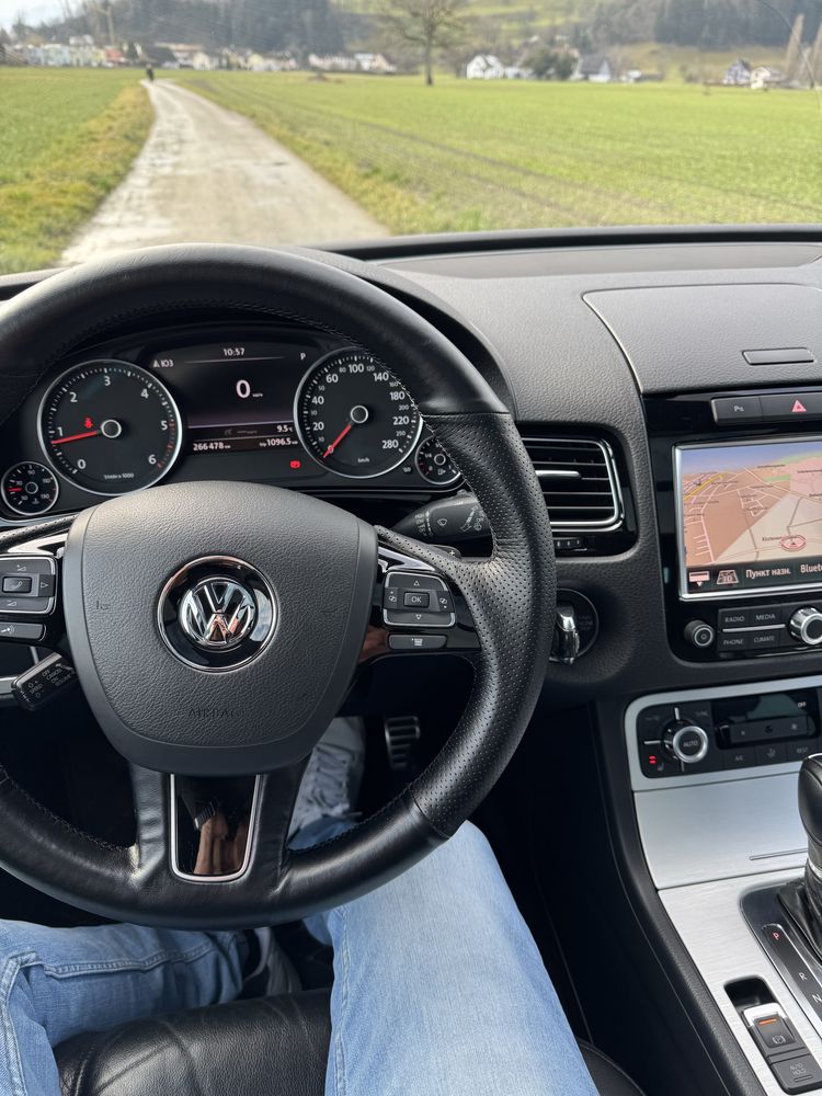 VW Touareg 3.0 Швейцарія