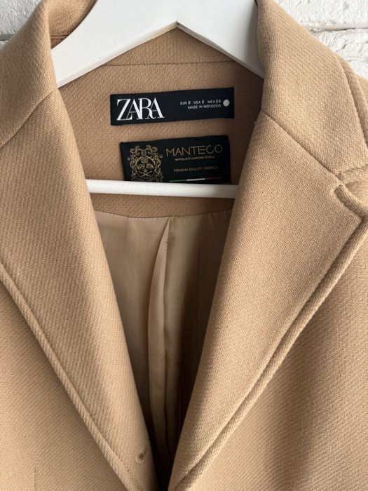 Пальто Zara  ромір С, Вовна 50%.