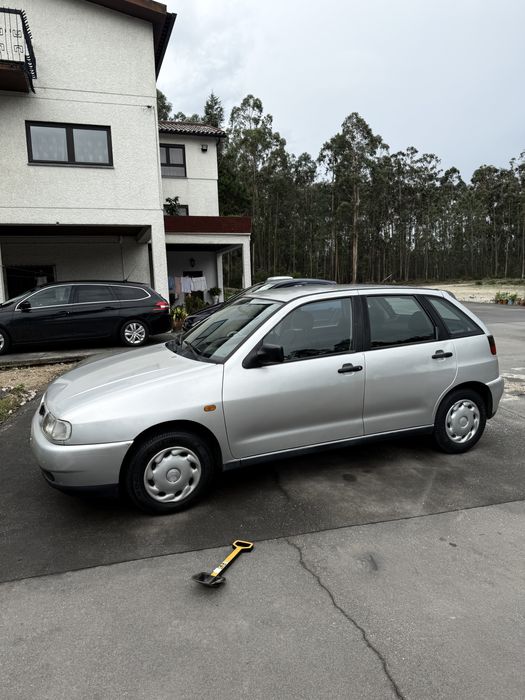 Seat ibiza 1.0  carro muito bom e economico