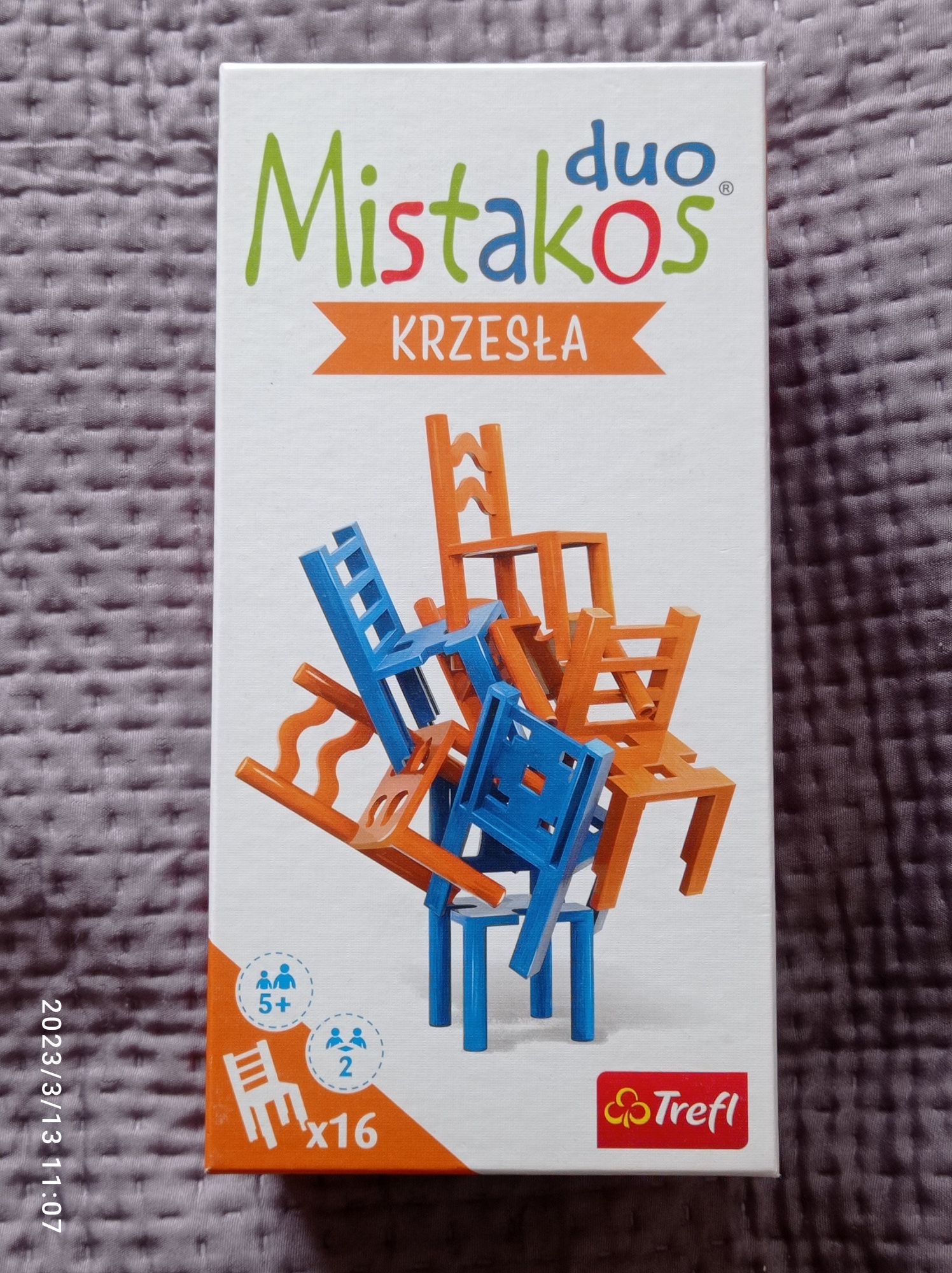 Mistakos Duo krzesła trefl gra. Śrubki kreatywny panel.