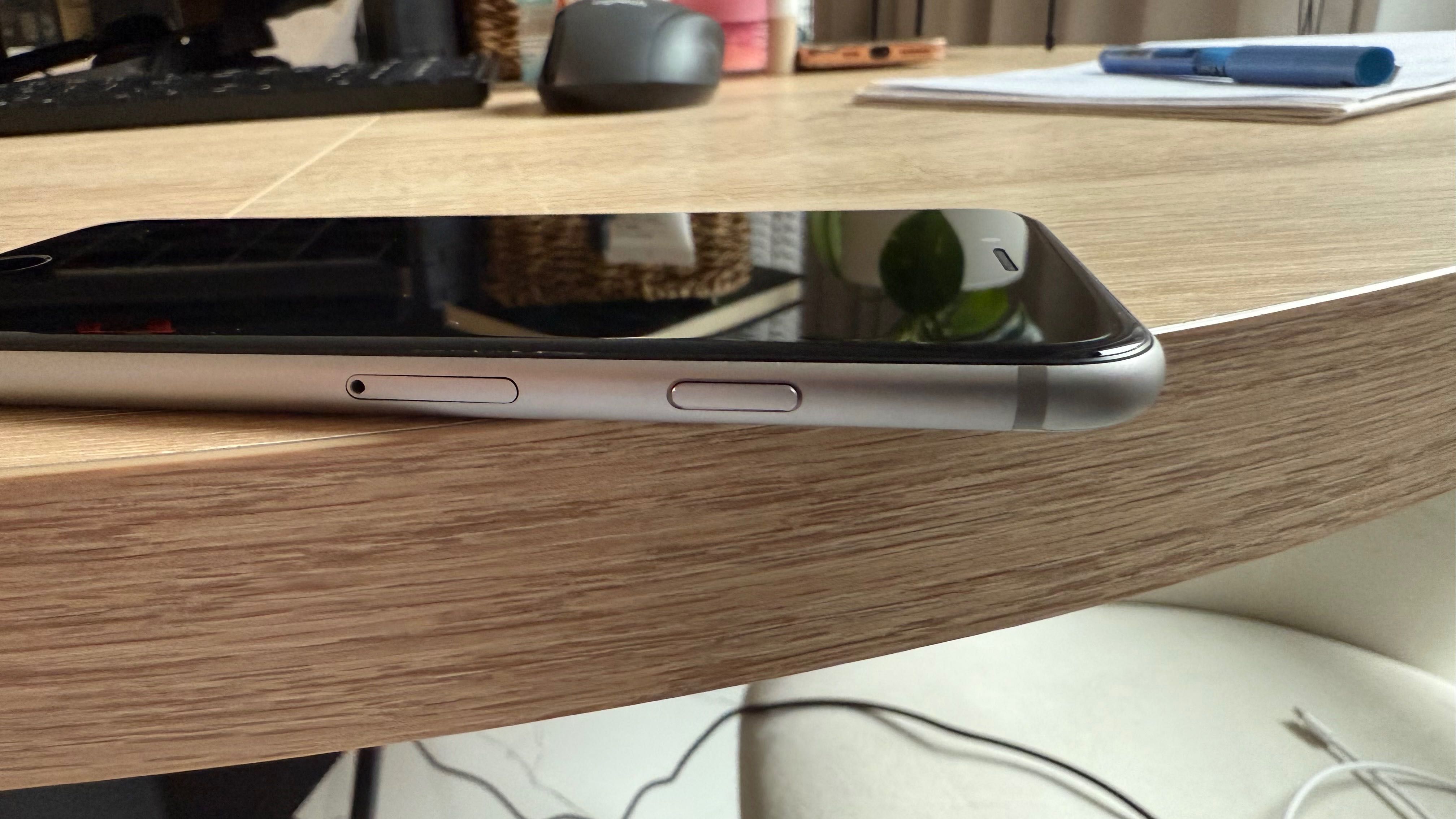 iPhone 6 32GB gwiezdna szarość
