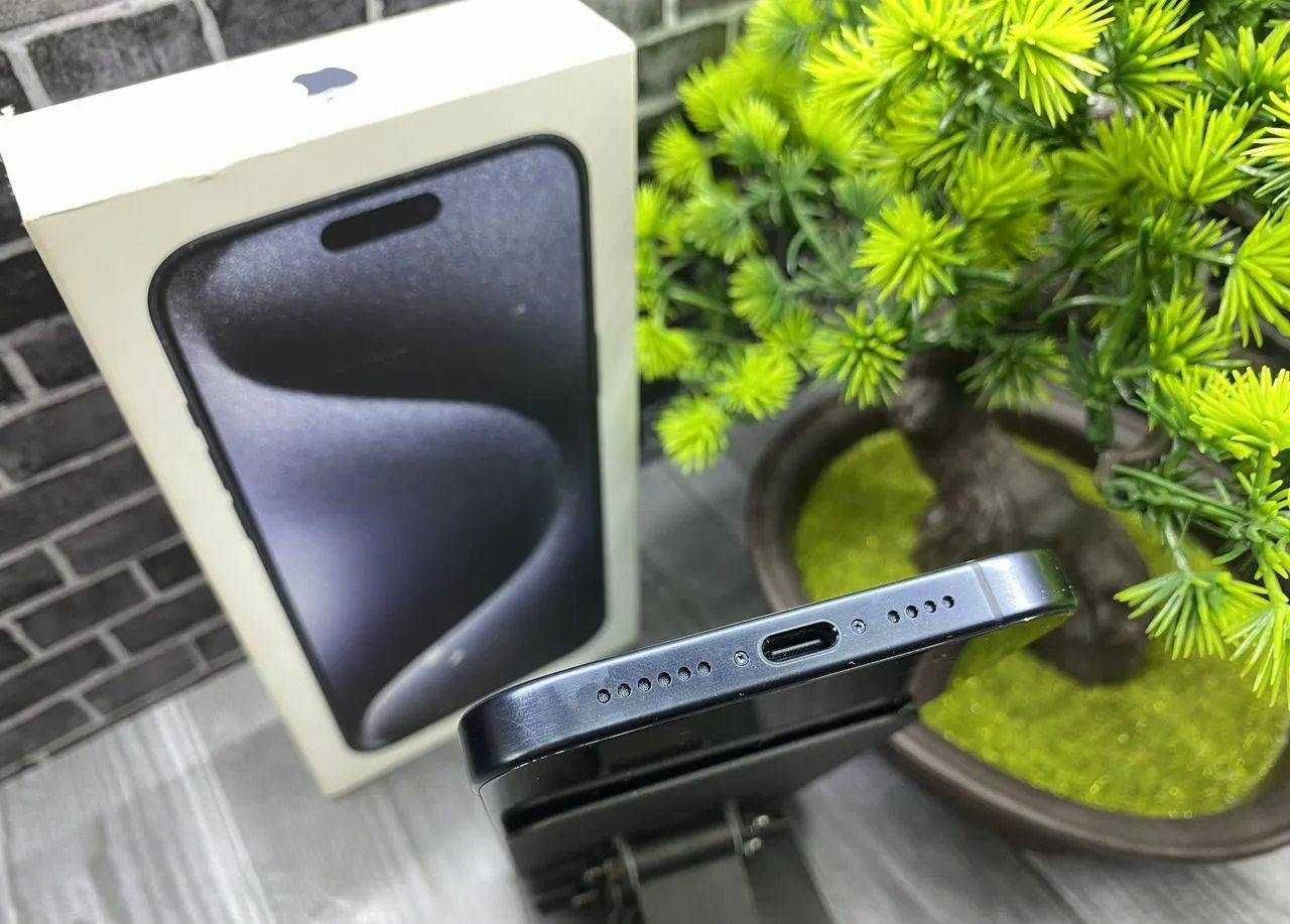 iPhone 15 Pro Max, 256 ГБ