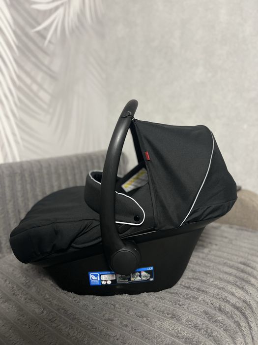 Автолюлька 0-12 місяців. Автокресло для малечі