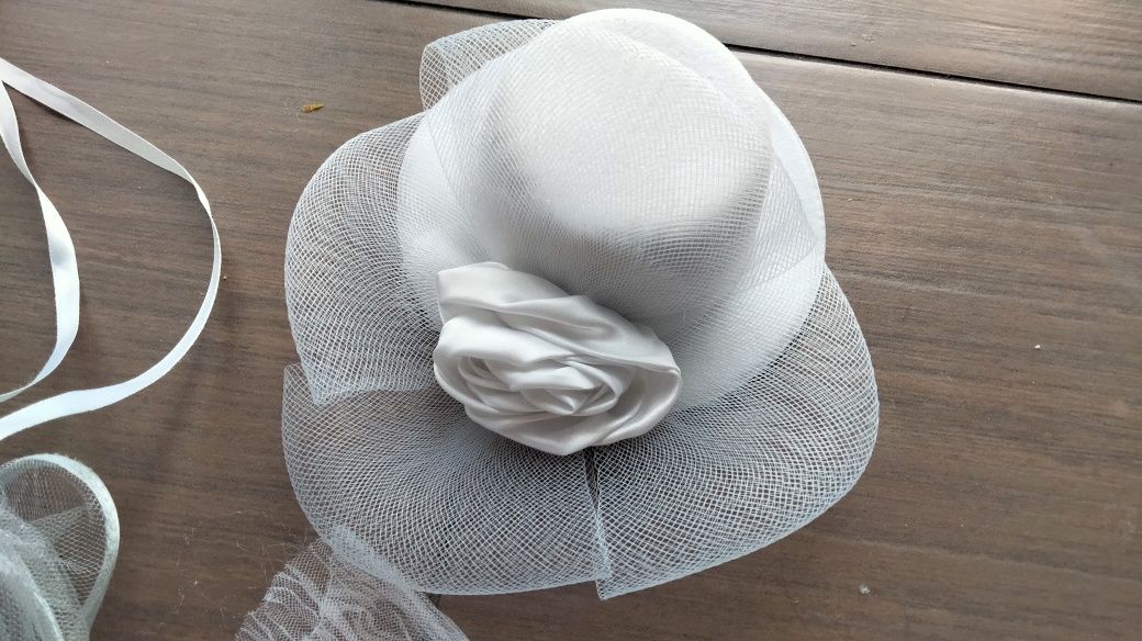 Сумочка капелюшок рукавички весілля причастя