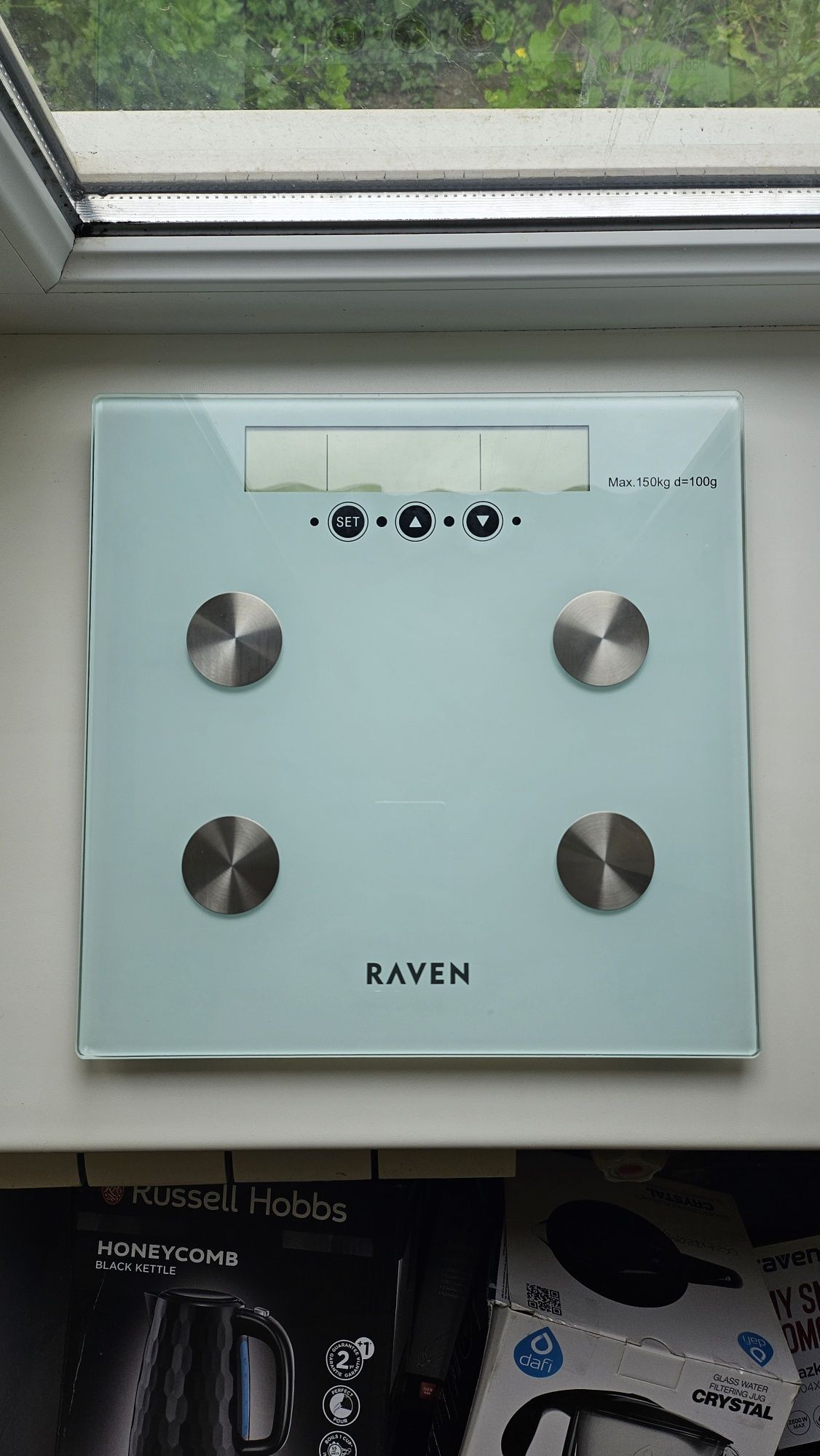 Електронні підлогові ваги RAVEN EW001N, RAVEN EW003

•