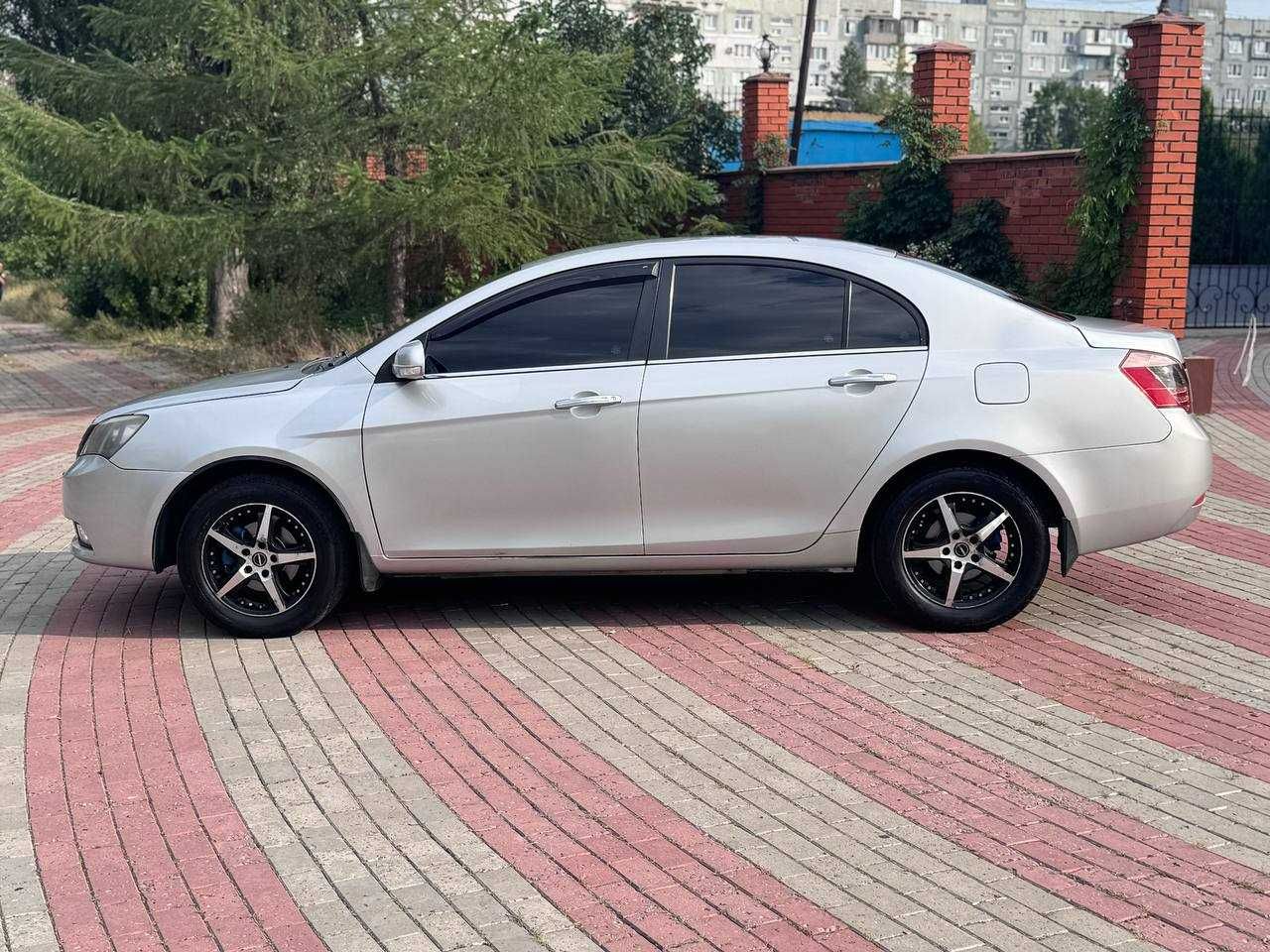 Geely Emgrand 7 (EC7) 2014 1.8 Газ-4