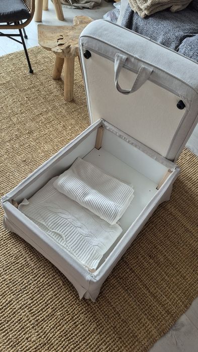Pufa podnozek Ektorp Ikea