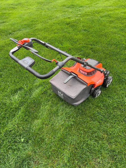 wertykulator husqvarna S 138 i