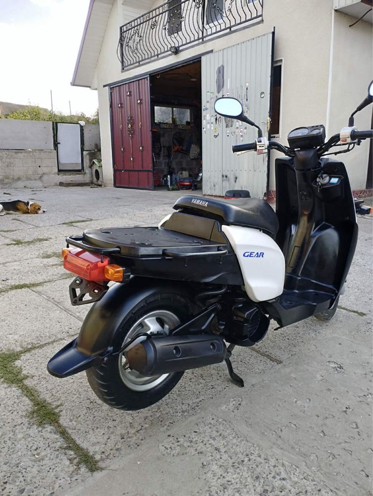 Yamaha gear скутер