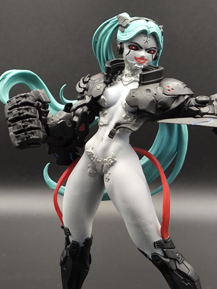 Фигурка Rebecca Smasher Cyberpunk: Edgerunners
