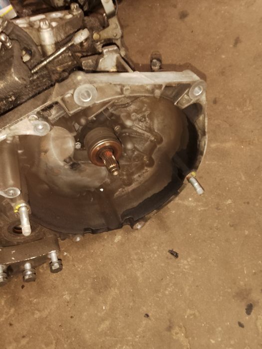 Fiat Doblo 2 skrzynia 6 biegów.