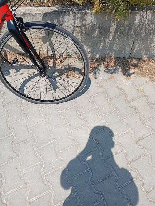 Bicicleta de estrada de gama média
