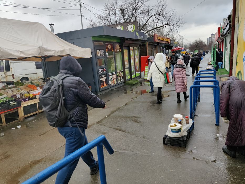 Харьковский массив,павильон 10м