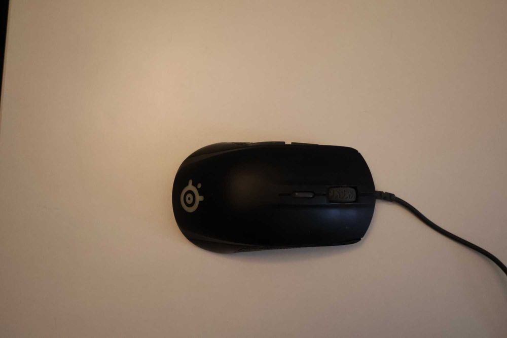 Ігрова мишка SteelSeries Rival 110 - робоча.