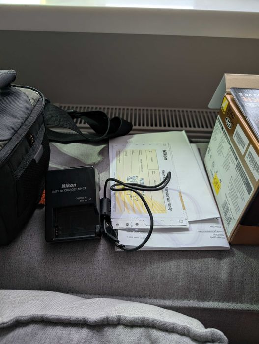 Фотоапарат Nikon D3200 з об"єктивом AF-S 18-55 VR