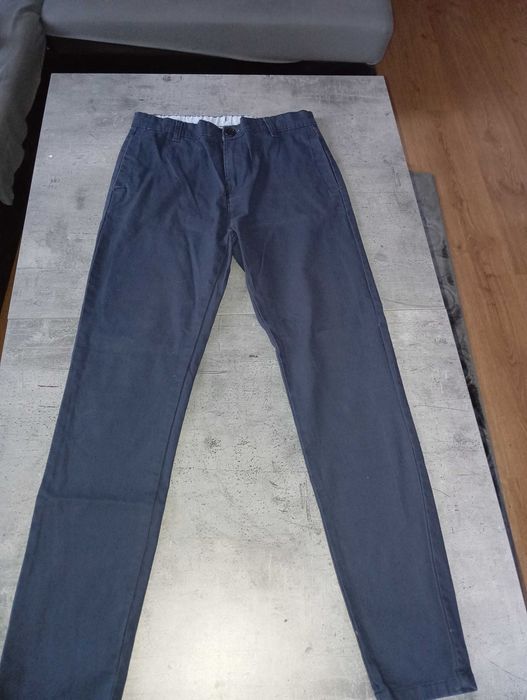 Spodnie materiałowe chlopiece rozmiar 164