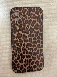 Леопардовий чохол на iphone 11