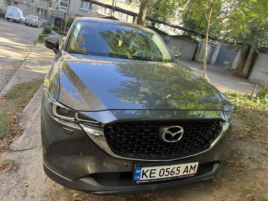 Продам офіційний майже новий автомобіль MAZDA CX5