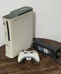 Konsola Microsoft XBOX 360 60GB + pad