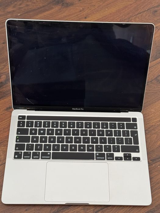MacBook Pro 2020rok, M1 , Toch bar, uszkodzona matryca