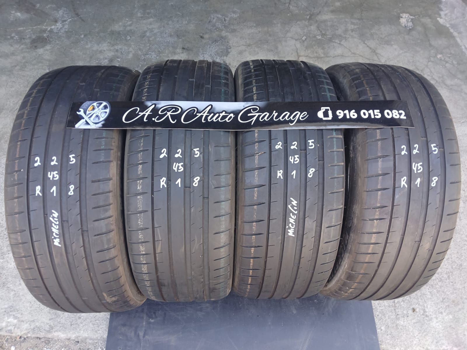 Pneus 225/45/R18 Michelin