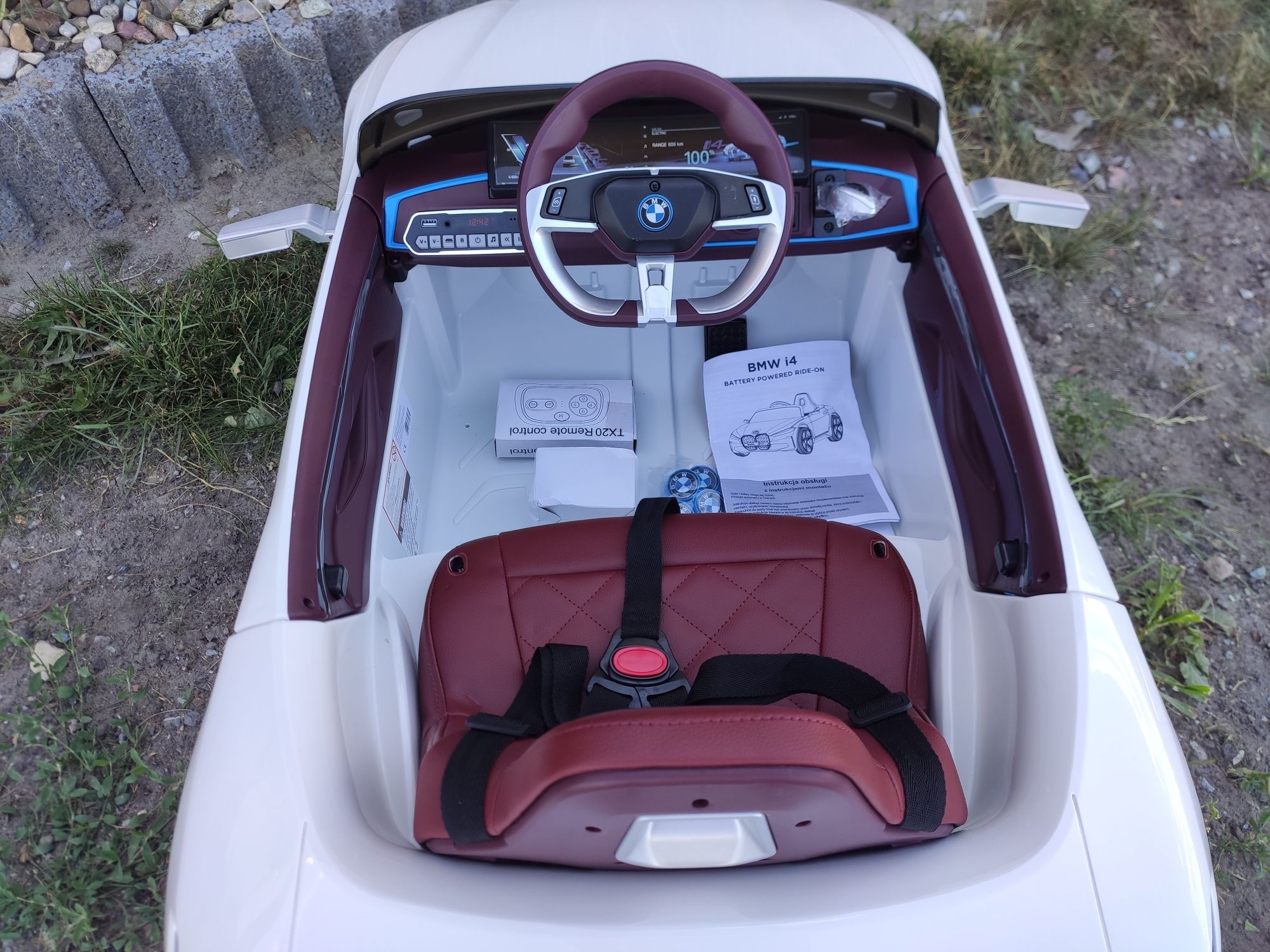 Autko pojazd samochód na akumulator dla dzieci elektryczne BMW I4