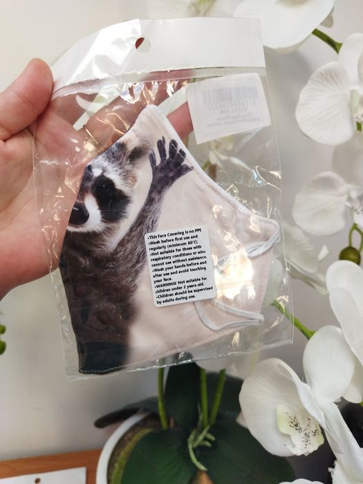 Защитные маски на лицо